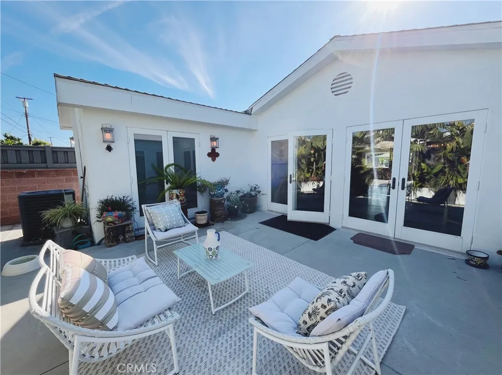 13208 Hansworth Ave, Hawthorne, California 90250 home-pic-22