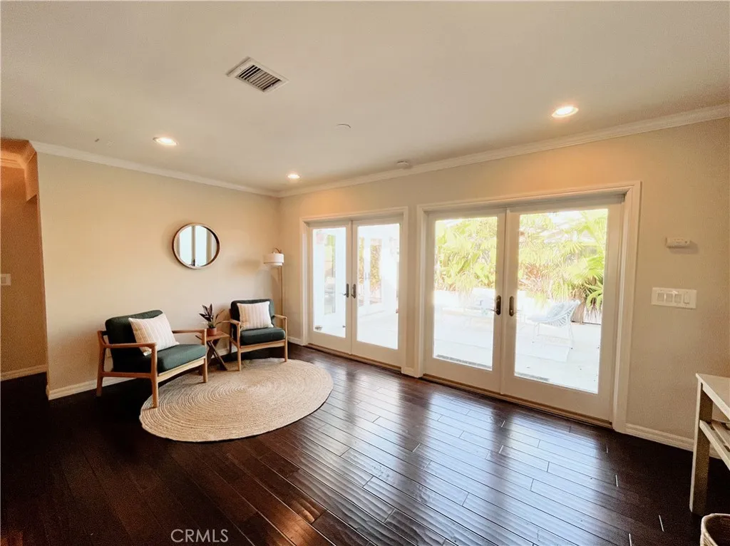 13208 Hansworth Ave, Hawthorne, California 90250 home-pic-20