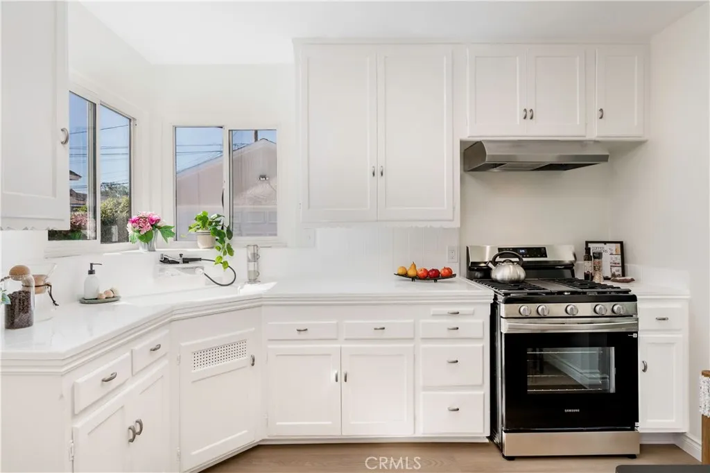 2501 Belmont, Long Beach, California 90815 home-pic-12