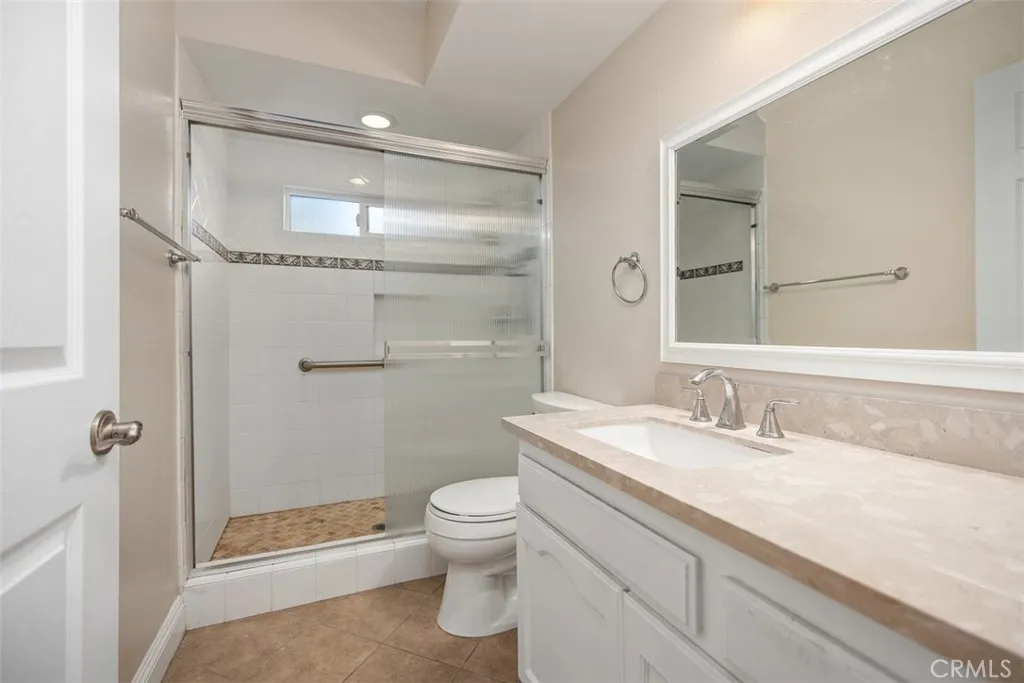 3289 San Amadeo C, Laguna Woods, California 92637 home-pic-26
