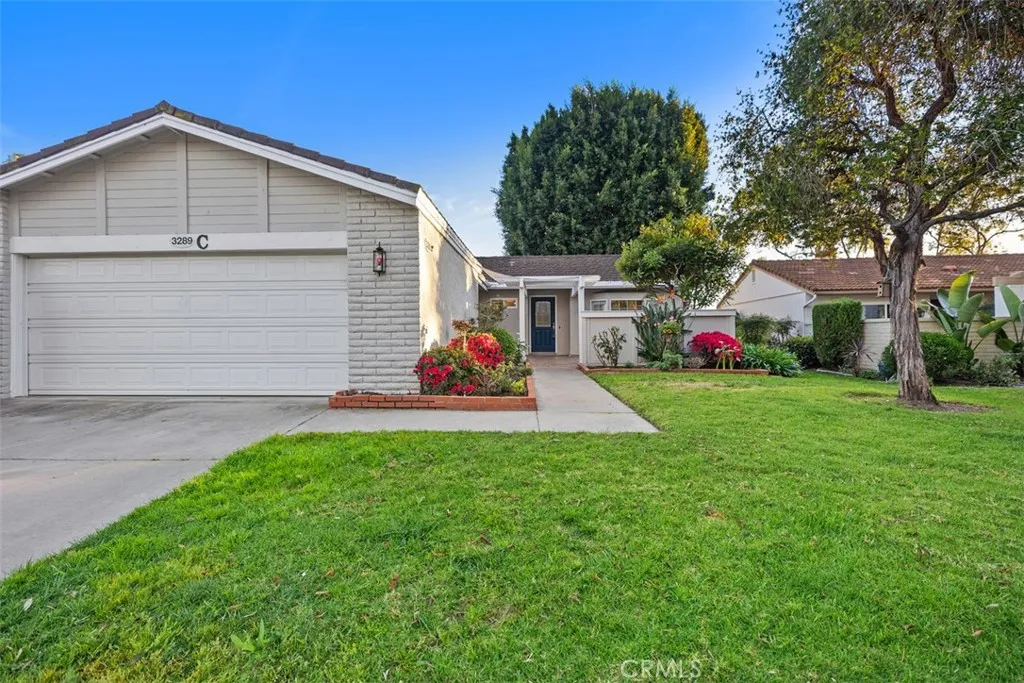 3289 San Amadeo C, Laguna Woods, California 92637 home-pic-35