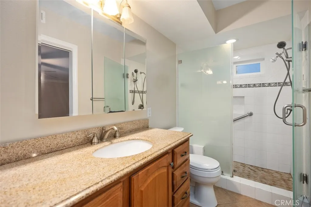 3289 San Amadeo C, Laguna Woods, California 92637 home-pic-29