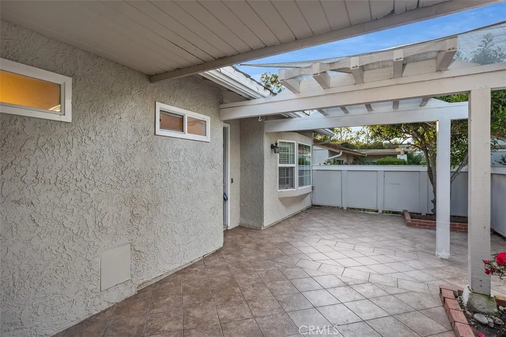 3289 San Amadeo C, Laguna Woods, California 92637 home-pic-34