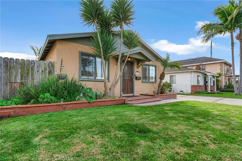5142 W 142nd Street, Hawthorne, California 90256 home-pic-4
