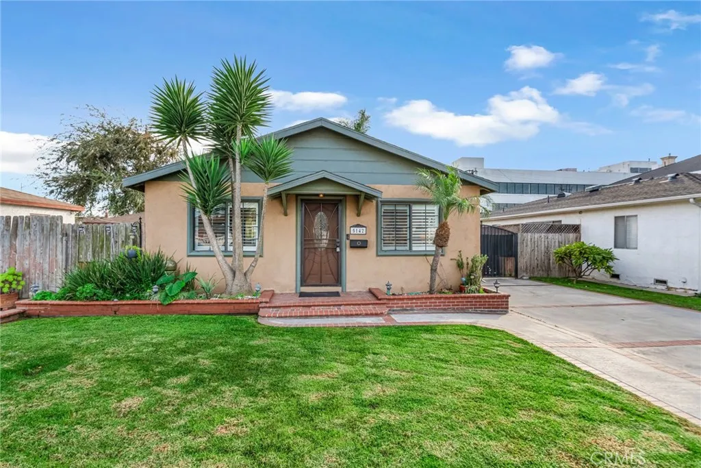 5142 W 142nd Street, Hawthorne, California 90256 home-pic-3
