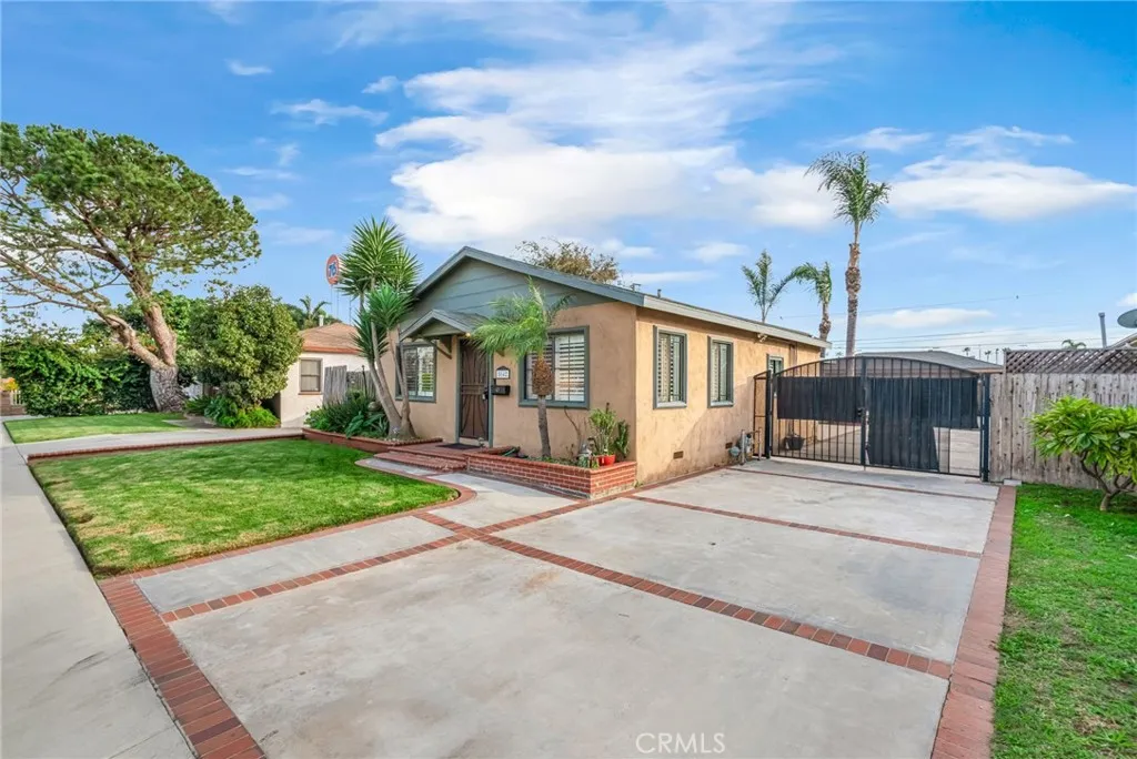 5142 W 142nd Street, Hawthorne, California 90256 home-pic-2