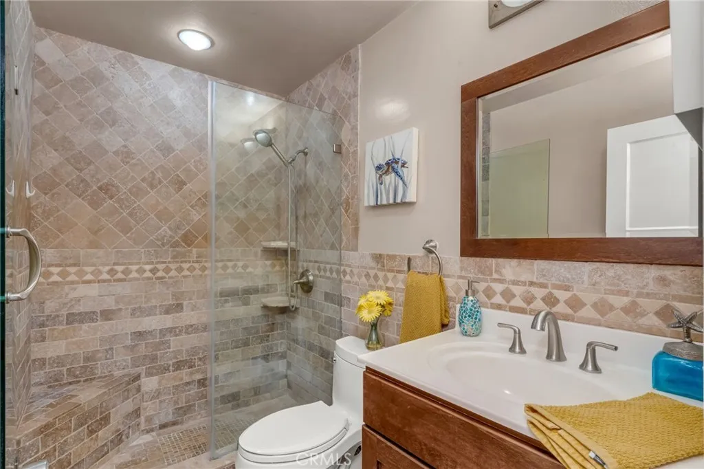 5142 W 142nd Street, Hawthorne, California 90256 home-pic-35