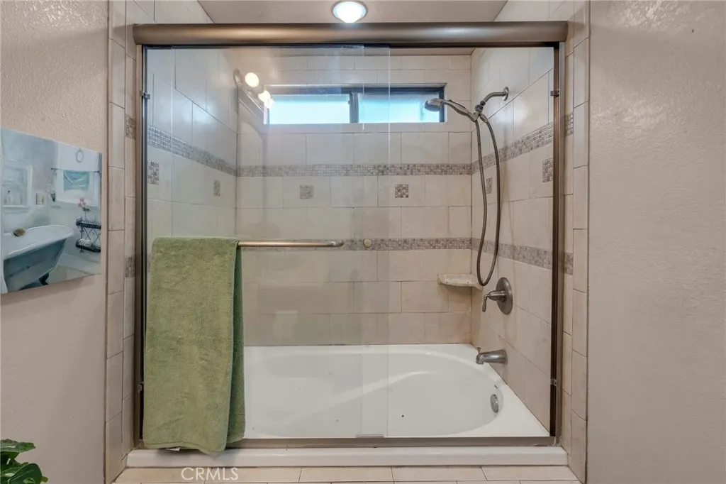 5142 W 142nd Street, Hawthorne, California 90256 home-pic-30