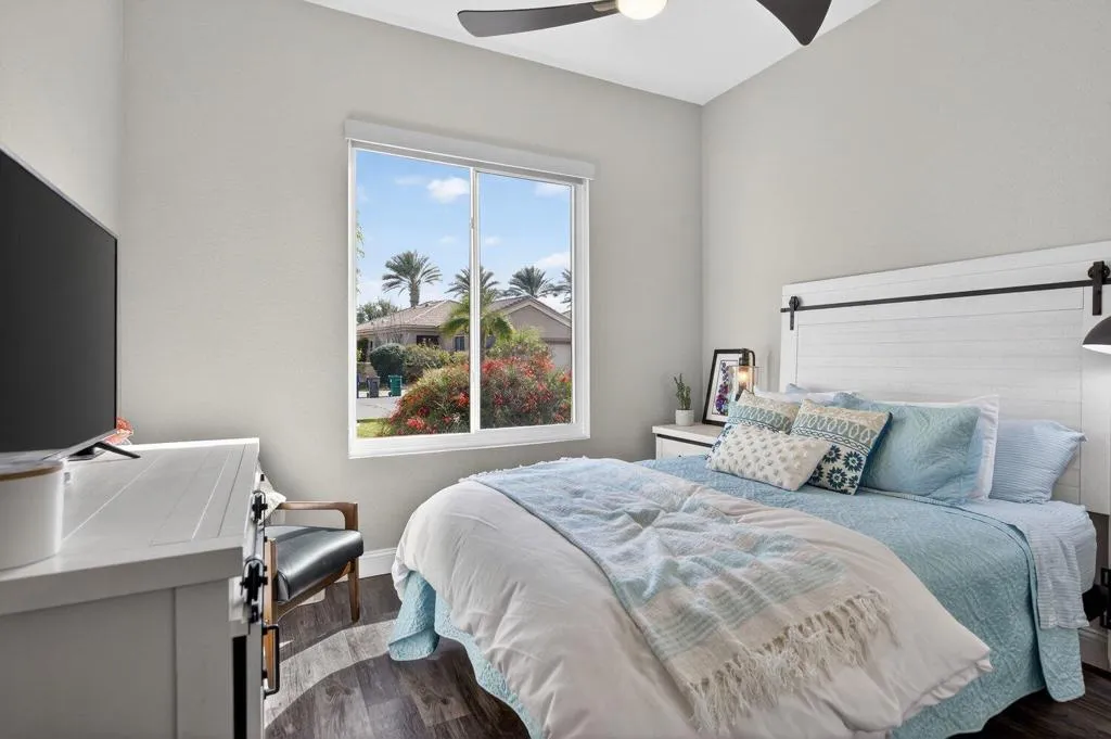 44018 Royal Troon Drive, Indio, California 92201 home-pic-17