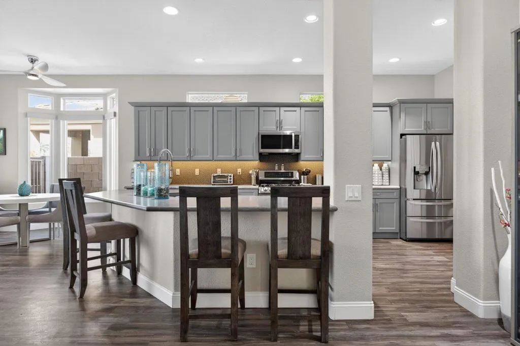44018 Royal Troon Drive, Indio, California 92201 home-pic-8