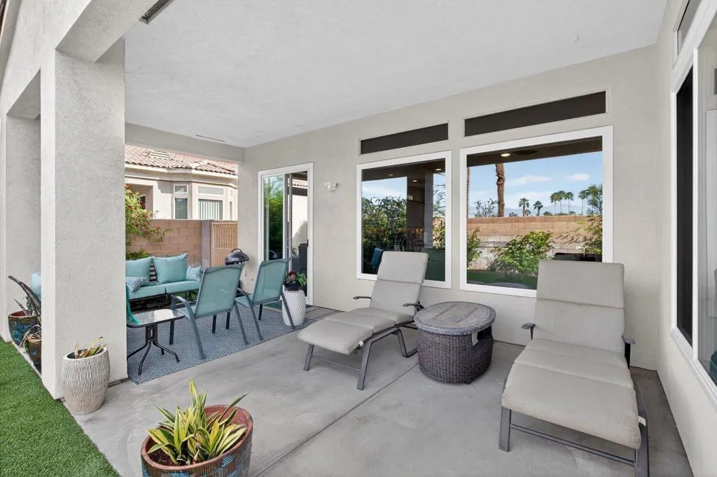 44018 Royal Troon Drive, Indio, California 92201 home-pic-27