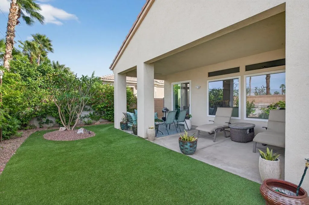 44018 Royal Troon Drive, Indio, California 92201 home-pic-26