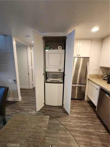 13721 M.3 Alderwood Lane 28 E., Seal Beach, California 90740