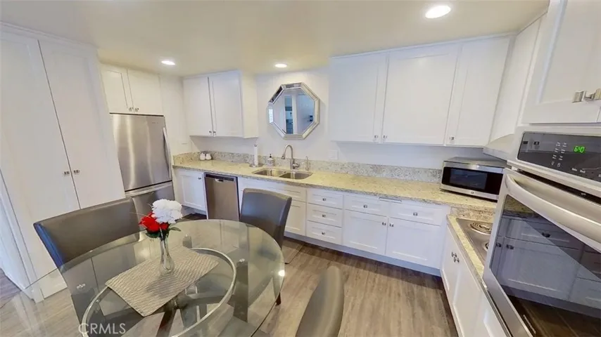 13721 M.3 Alderwood Lane 28 E., Seal Beach, California 90740