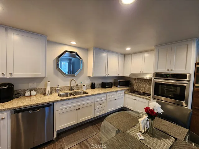 13721 M.3 Alderwood Lane 28 E., Seal Beach, California 90740