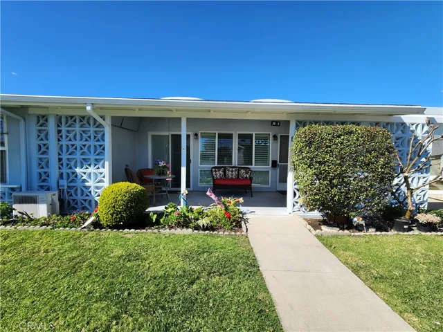 13721 M.3 Alderwood Lane 28 E., Seal Beach, California 90740