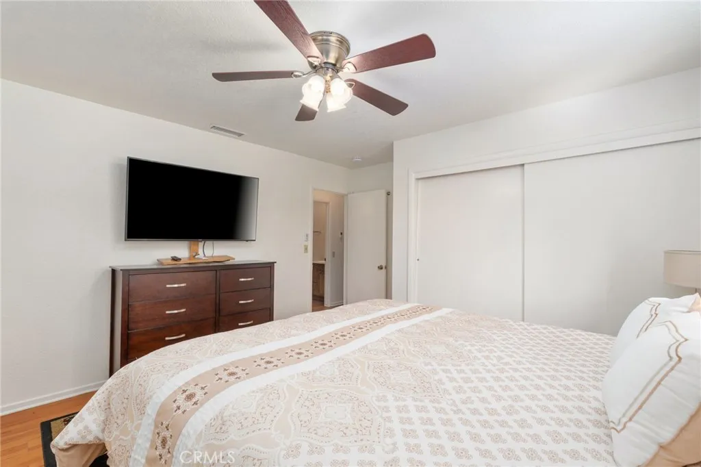 313 Greenspot, Big Bear City, California 92314 home-pic-18
