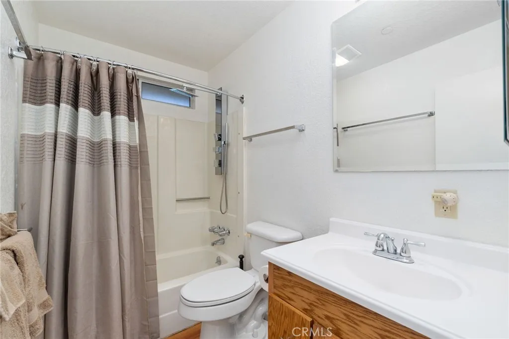 313 Greenspot, Big Bear City, California 92314 home-pic-15