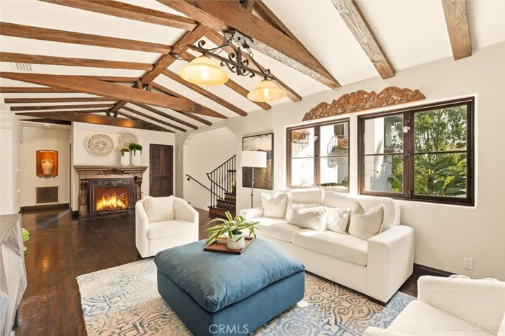 3649 Navajo Place, Palos Verdes Estates, California 90274