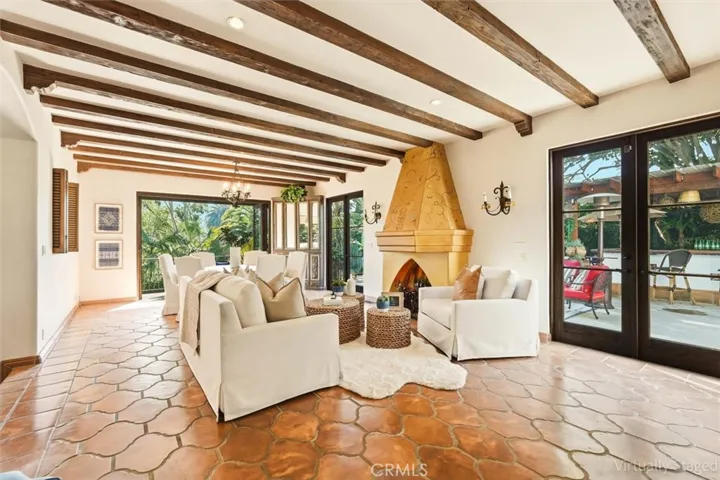 3649 Navajo Place, Palos Verdes Estates, California 90274