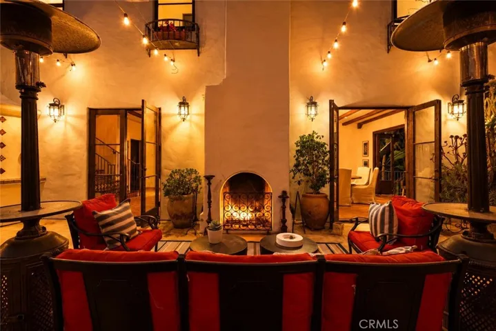 3649 Navajo Place, Palos Verdes Estates, California 90274