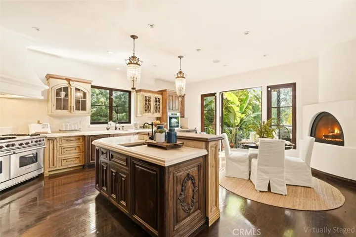 3649 Navajo Place, Palos Verdes Estates, California 90274