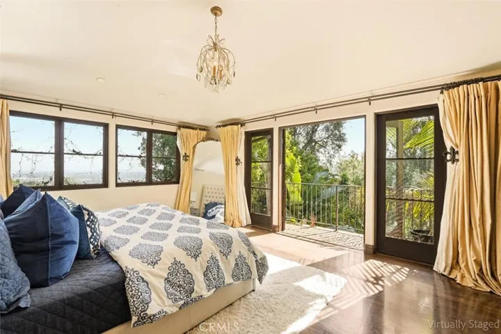 3649 Navajo Place, Palos Verdes Estates, California 90274