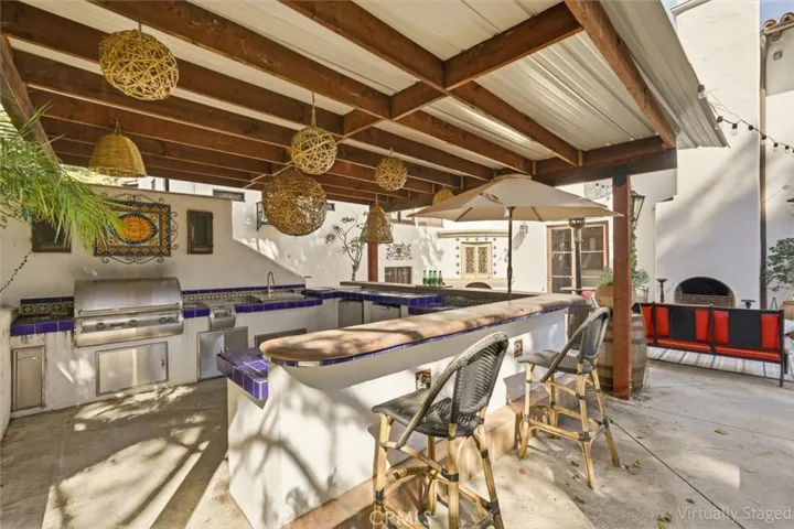3649 Navajo Place, Palos Verdes Estates, California 90274