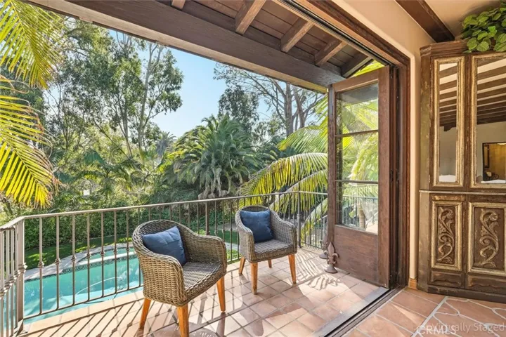 3649 Navajo Place, Palos Verdes Estates, California 90274