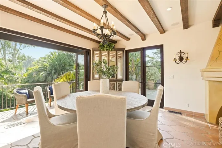 3649 Navajo Place, Palos Verdes Estates, California 90274