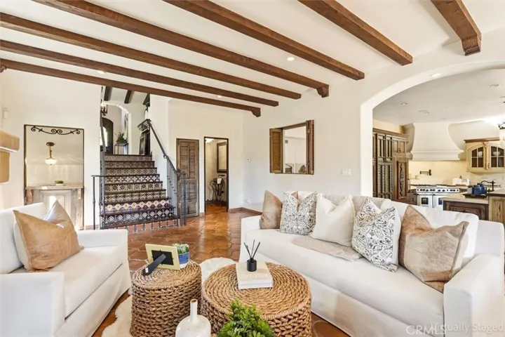 3649 Navajo Place, Palos Verdes Estates, California 90274