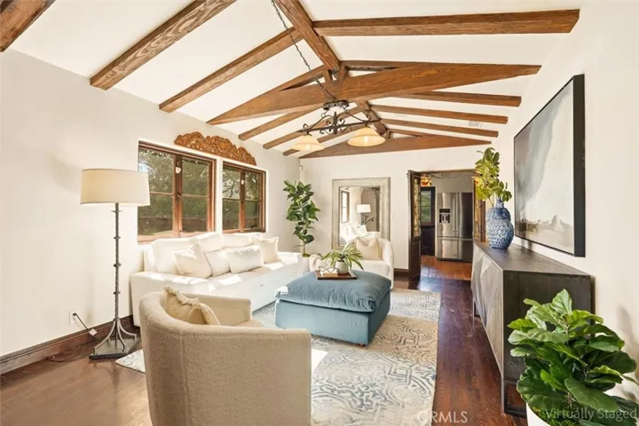 3649 Navajo Place, Palos Verdes Estates, California 90274