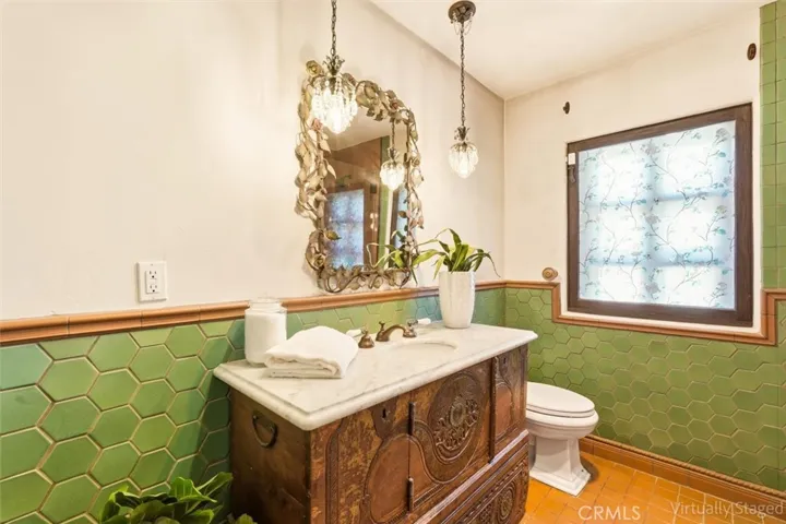 3649 Navajo Place, Palos Verdes Estates, California 90274