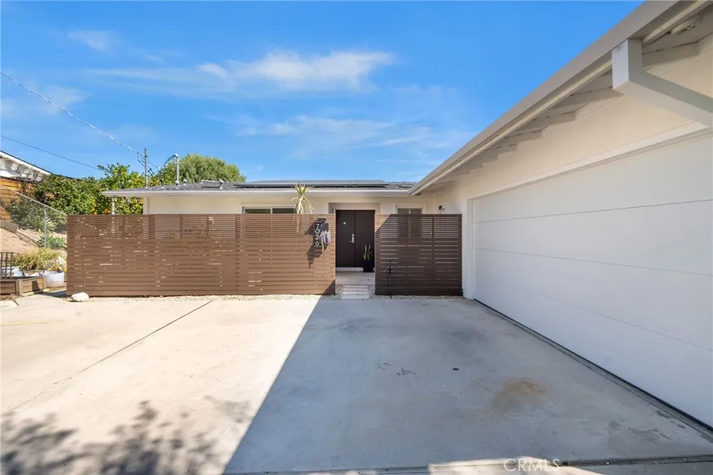 7026 Middlesbury Ridge, West Hills, California 91307 home-pic-7