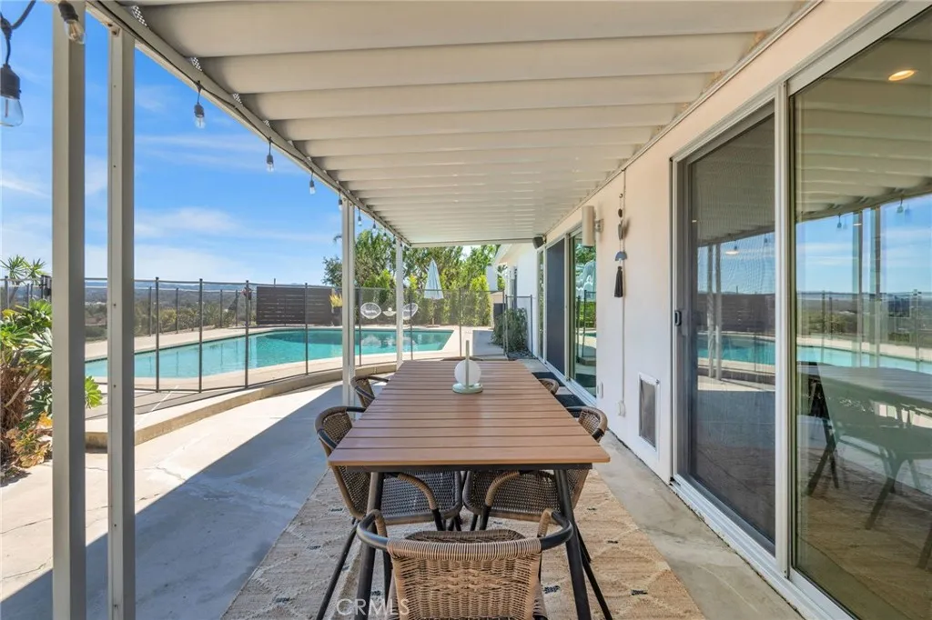 7026 Middlesbury Ridge, West Hills, California 91307 home-pic-37