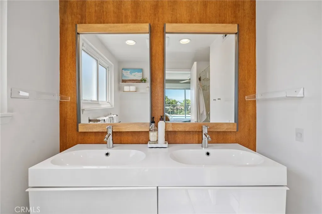 7026 Middlesbury Ridge, West Hills, California 91307 home-pic-30
