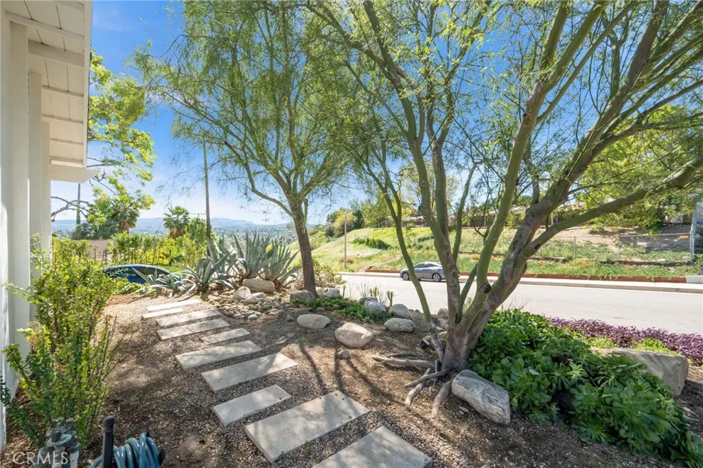 7026 Middlesbury Ridge, West Hills, California 91307 home-pic-6