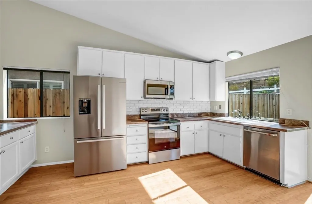 21916 Shenandoah, Lake Forest, California 92630 home-pic-6