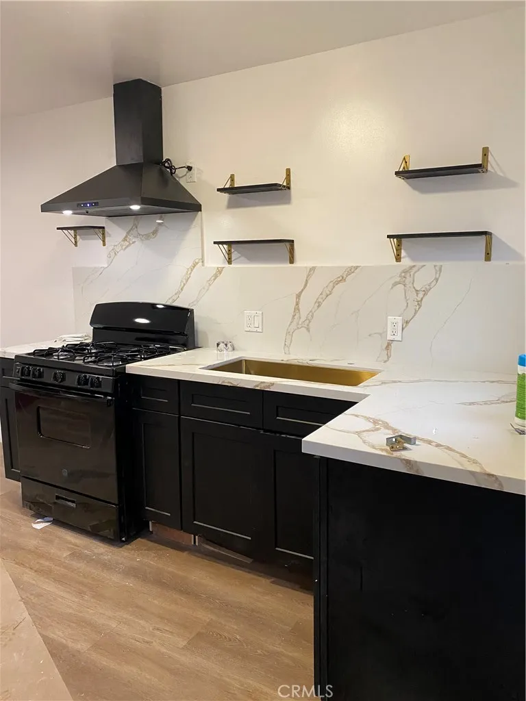 1217 Woodworth, San Fernando, California 91340 home-pic-11