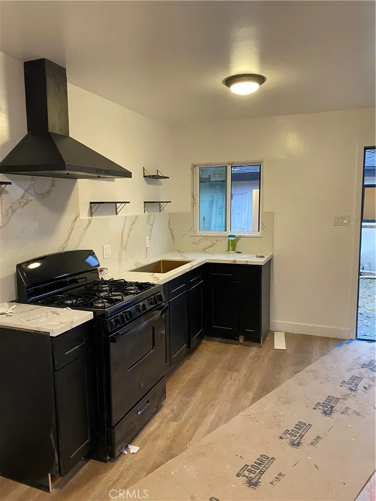 1217 Woodworth, San Fernando, California 91340 home-pic-13