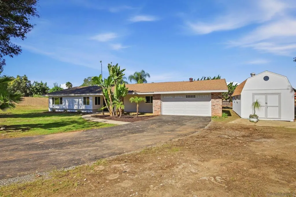 646 Barsby St, Vista, California 92084 home-pic-7