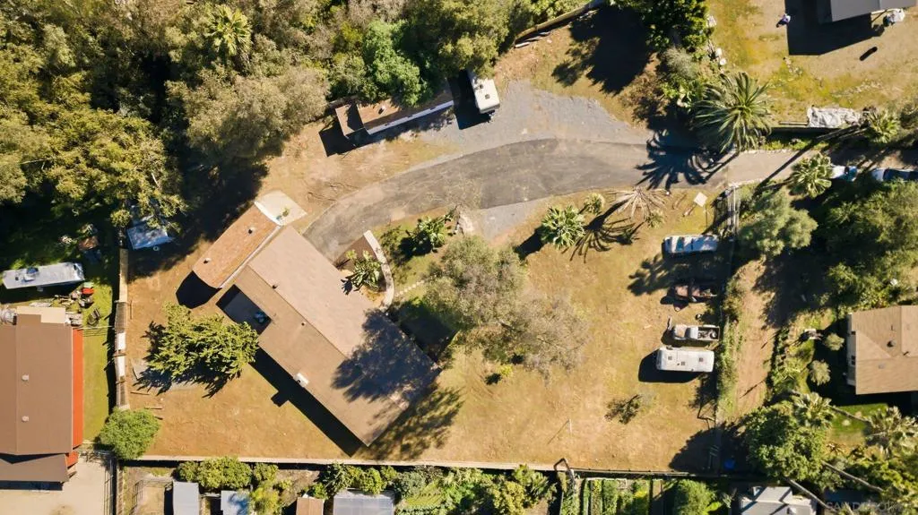 646 Barsby St, Vista, California 92084 home-pic-51