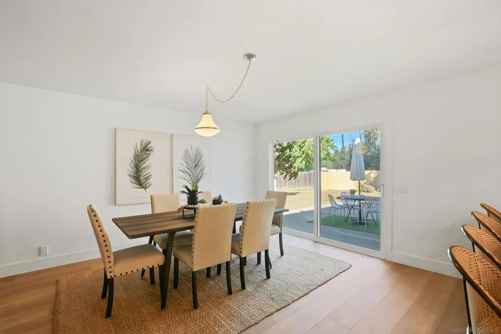 646 Barsby St, Vista, California 92084 home-pic-19