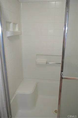 Second bathroom off of second bedroom