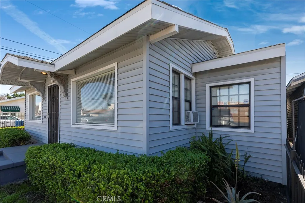 2416 E 10th, Long Beach, California 90804 home-pic-29