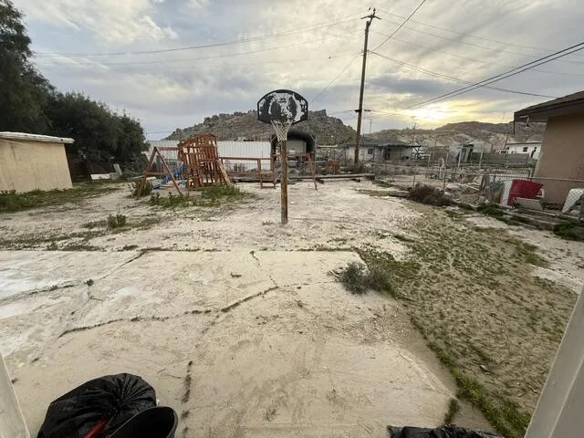 13775 Benton Street, Trona, California 93562 home-pic-15