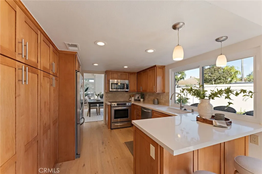 1 Holly, Irvine, California 92612 home-pic-13
