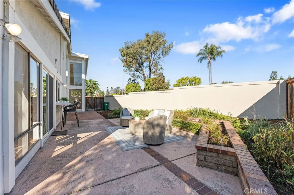 1 Holly, Irvine, California 92612 home-pic-34