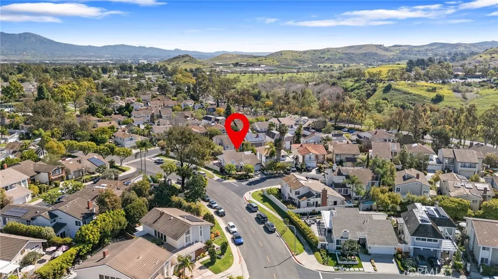 1 Holly, Irvine, California 92612 home-pic-43