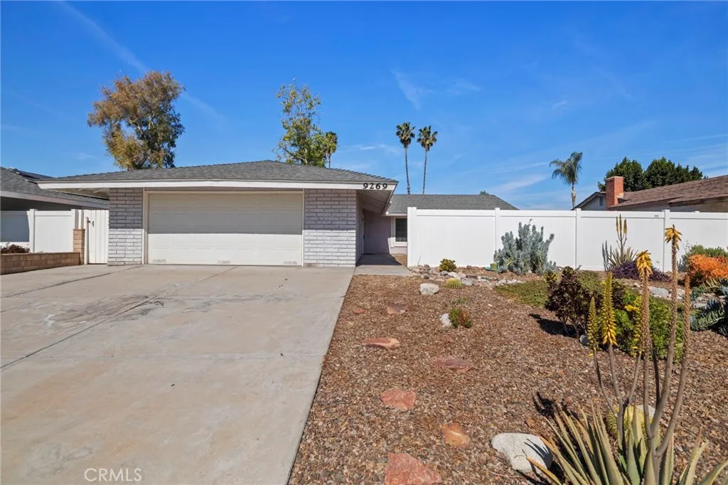 9269 Delano, Riverside, California 92503 home-pic-3